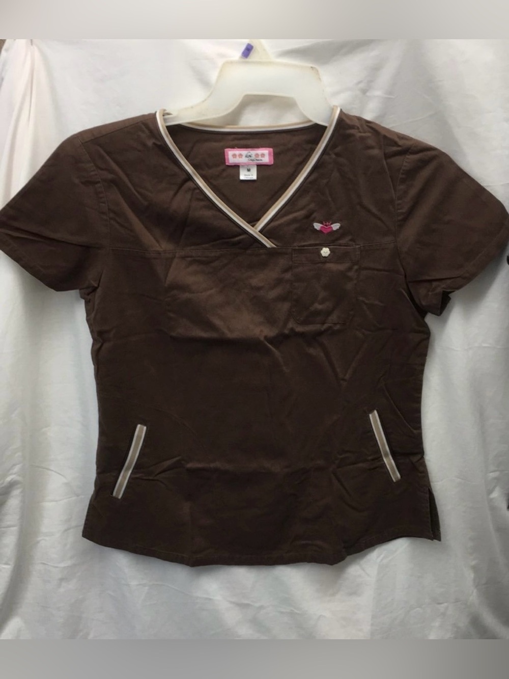 Koi by kelly peterson scrub top sz M